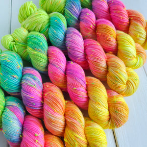 Rainbow Tropicana - Merino & Donegal Neon Nep - DK