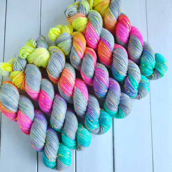 Hi Ho Silver - Merino & Donegal Neon Nep - DK