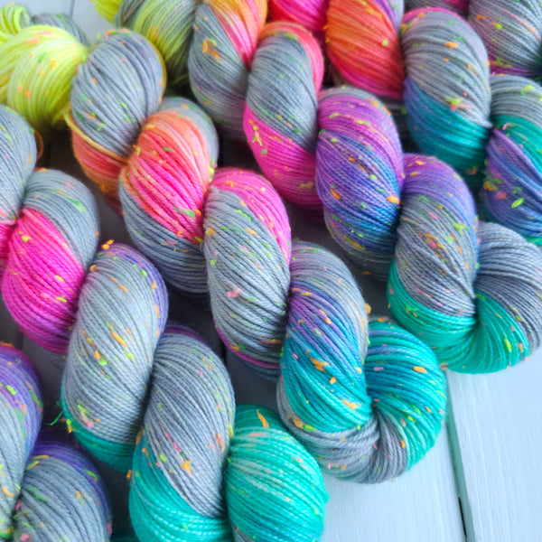 Hi Ho Silver - Merino & Donegal Neon Nep - DK