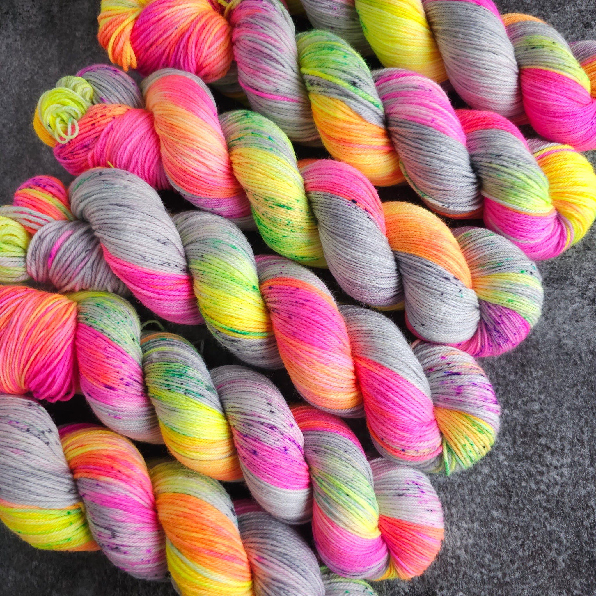 Livewire - Merino & Nylon - 4ply Fingering