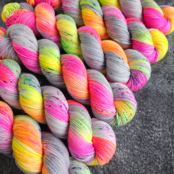 Livewire - Merino & Nylon - 4ply Fingering