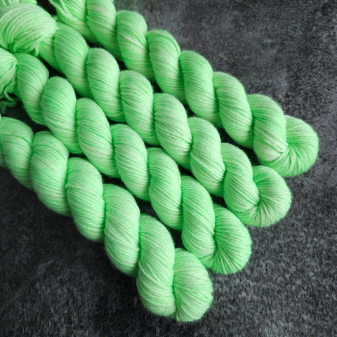 Mint - Merino & Nylon - 50g - DK