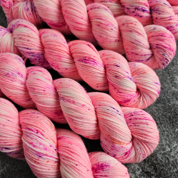 Peach Mimosas - Merino & Nylon - 4ply Fingering