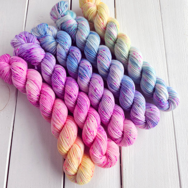 Spring Fling Gradient Set 250g - 5 x 50g - Merino & Nylon - 4ply Fingering