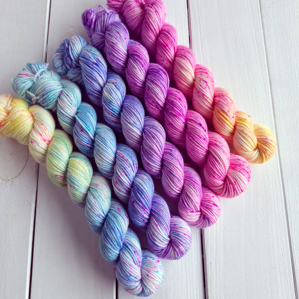 Spring Fling Gradient Set 250g - 5 x 50g - Merino & Nylon - DK