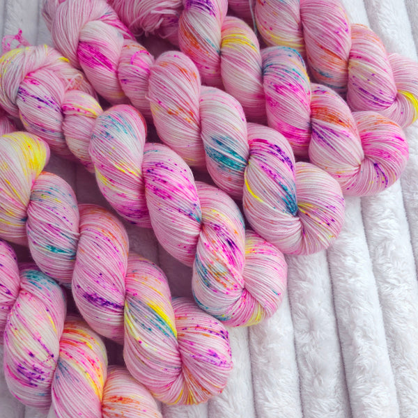 Popping Candy - Merino & Nylon - 4ply Fingering