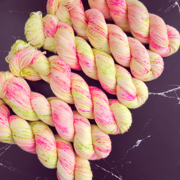 Apple Blossom - Merino & Nylon - DK