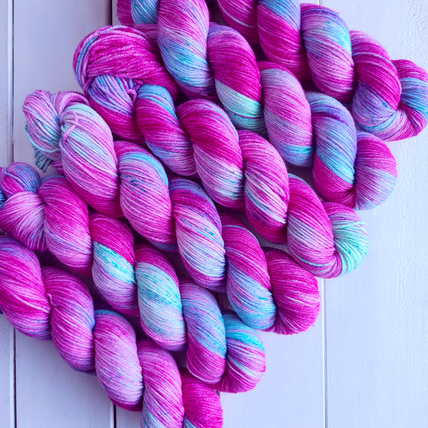 Lady Magenta - Merino & Nylon - 4ply Fingering