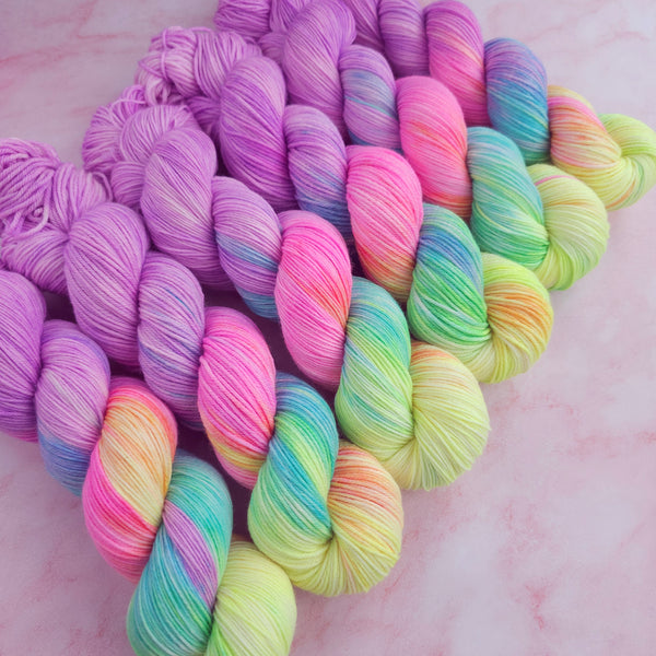 Happy Go Lucky - Merino & Nylon - DK