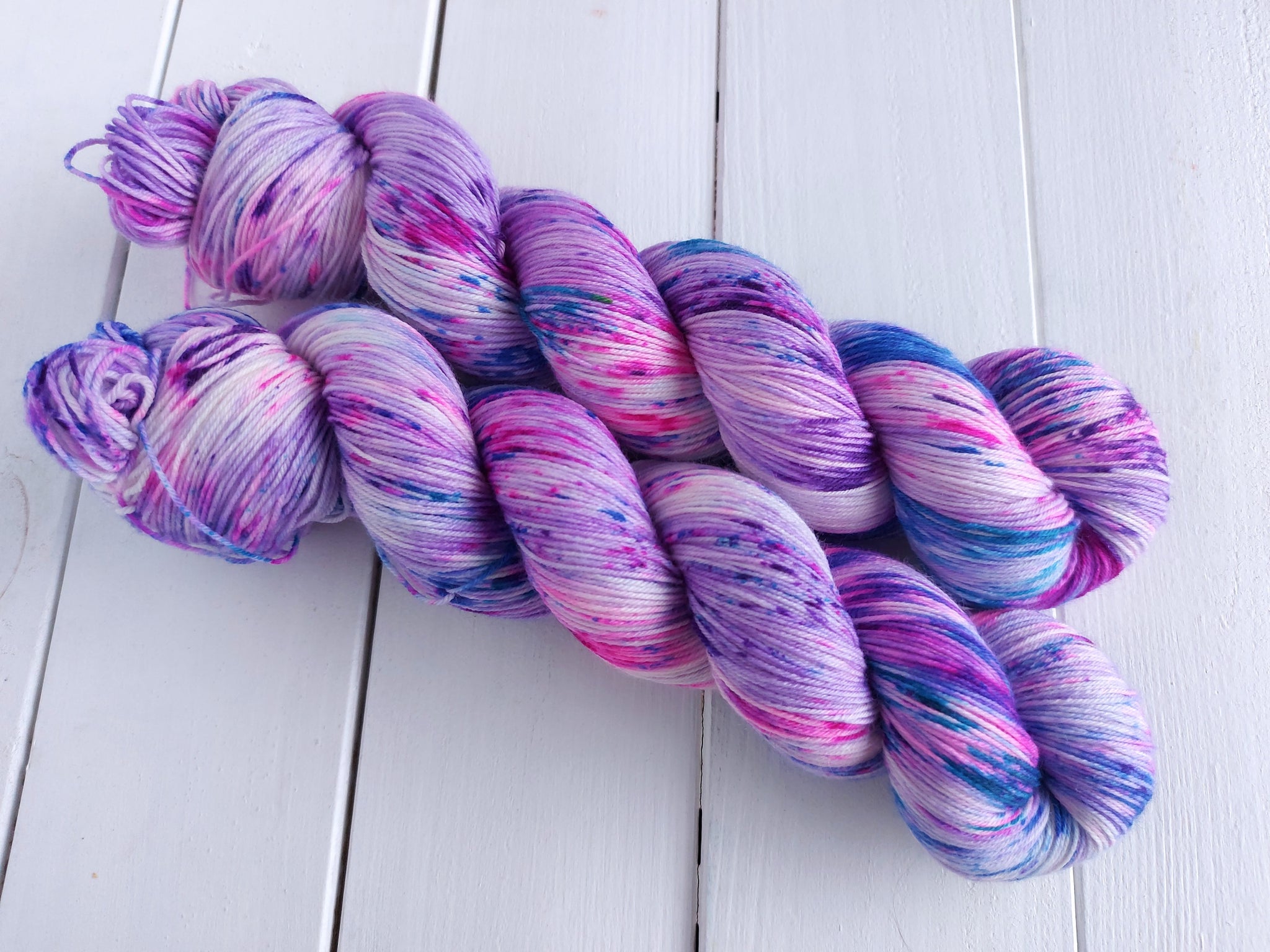 Hothouse Hibiscus - Merino & Nylon - 4ply Fingering