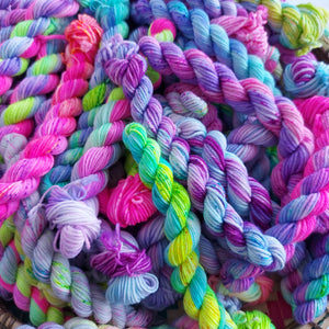 Mini Skein Lucky Dip - 5 x 10g Mystery Minis