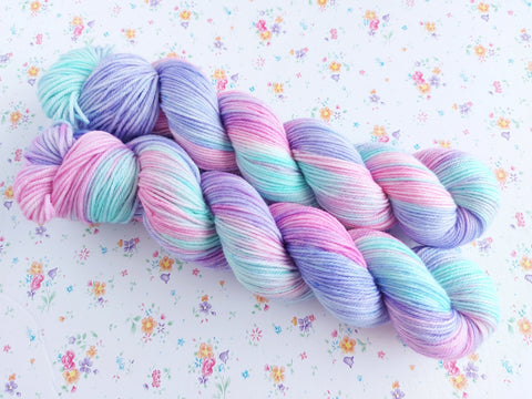 Hand-Dyed Yarn Set Merino/Nylon Sock Weight Pink Monarch – Teaandyarn